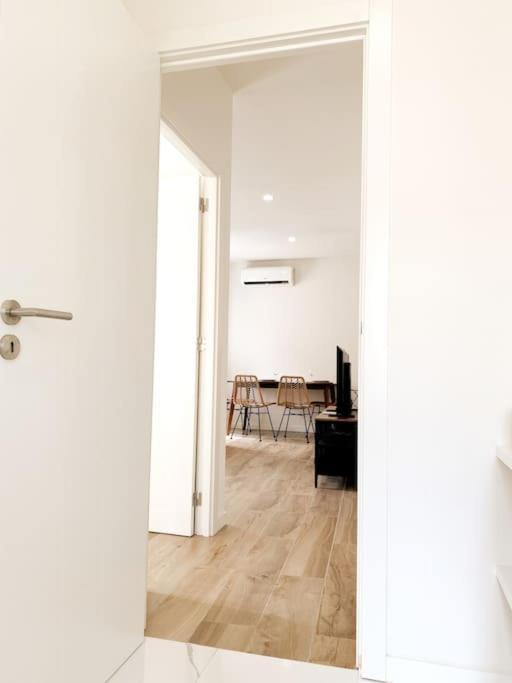 Graceful 1 Bedroom - G203 Holiday home